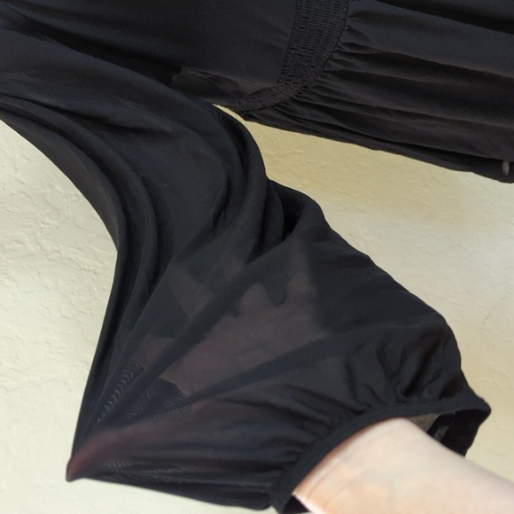 Torrid Deep Black Stretch Mesh V-Neck Smocked Waist Babydoll Top Size 1X - Picture 9 of 15